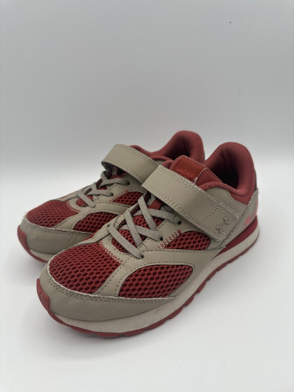 VGUC Under Armour Sneakers, Boys 2.5Y